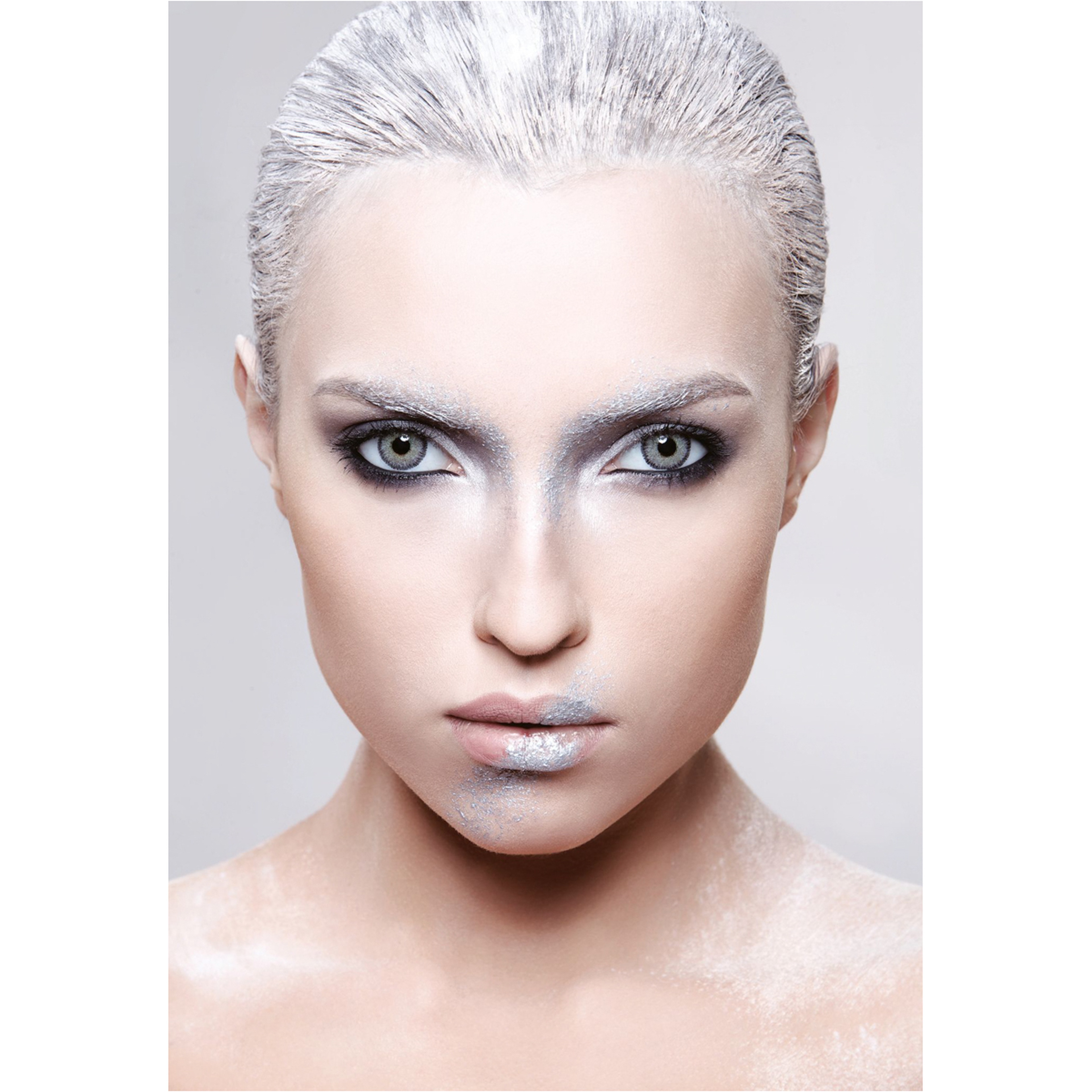 اناستازيا عدسات لاصقة شهرية