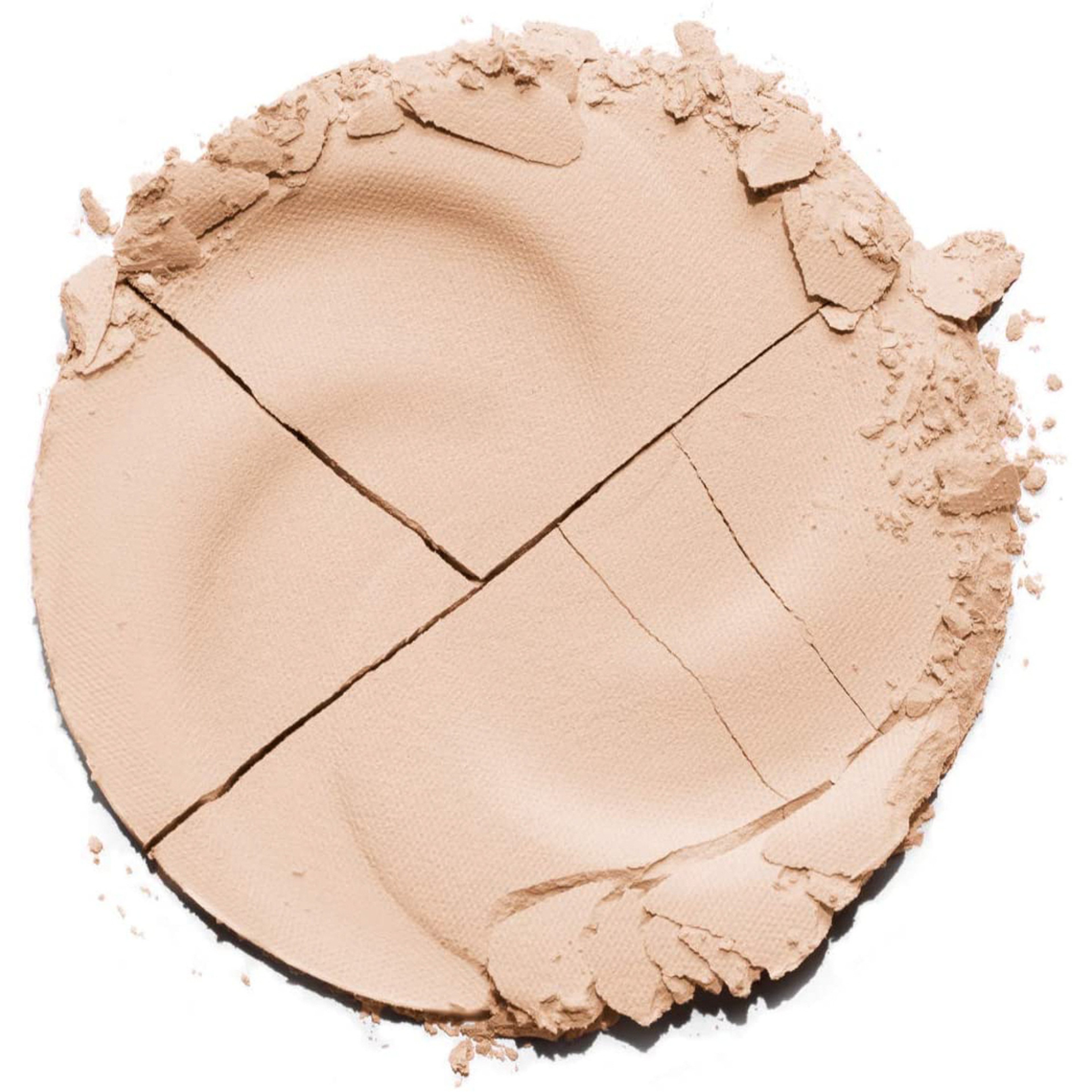 Essence Mattifying Compact Powder