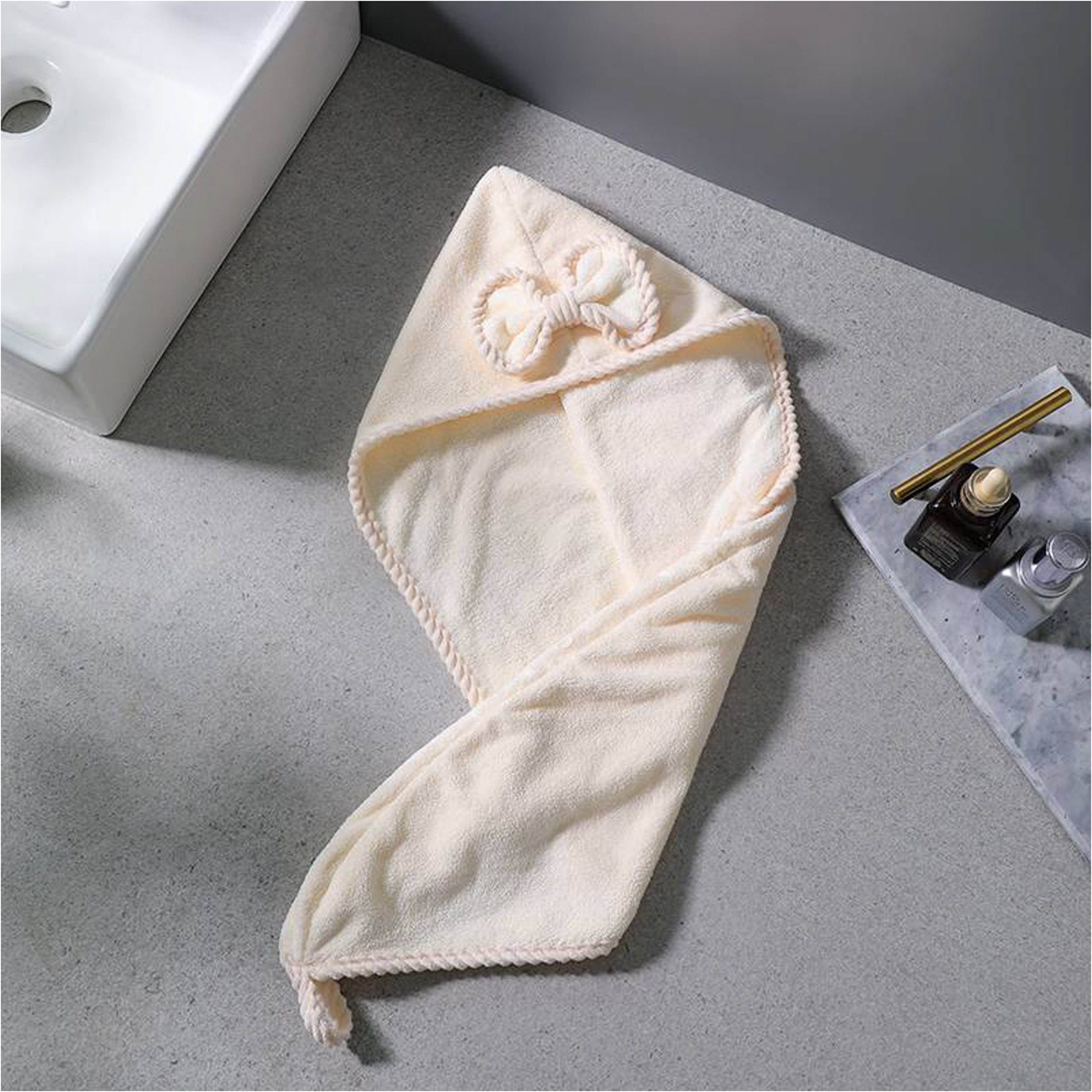 Reefi Modern Hair Cap L Off White75*28Cm