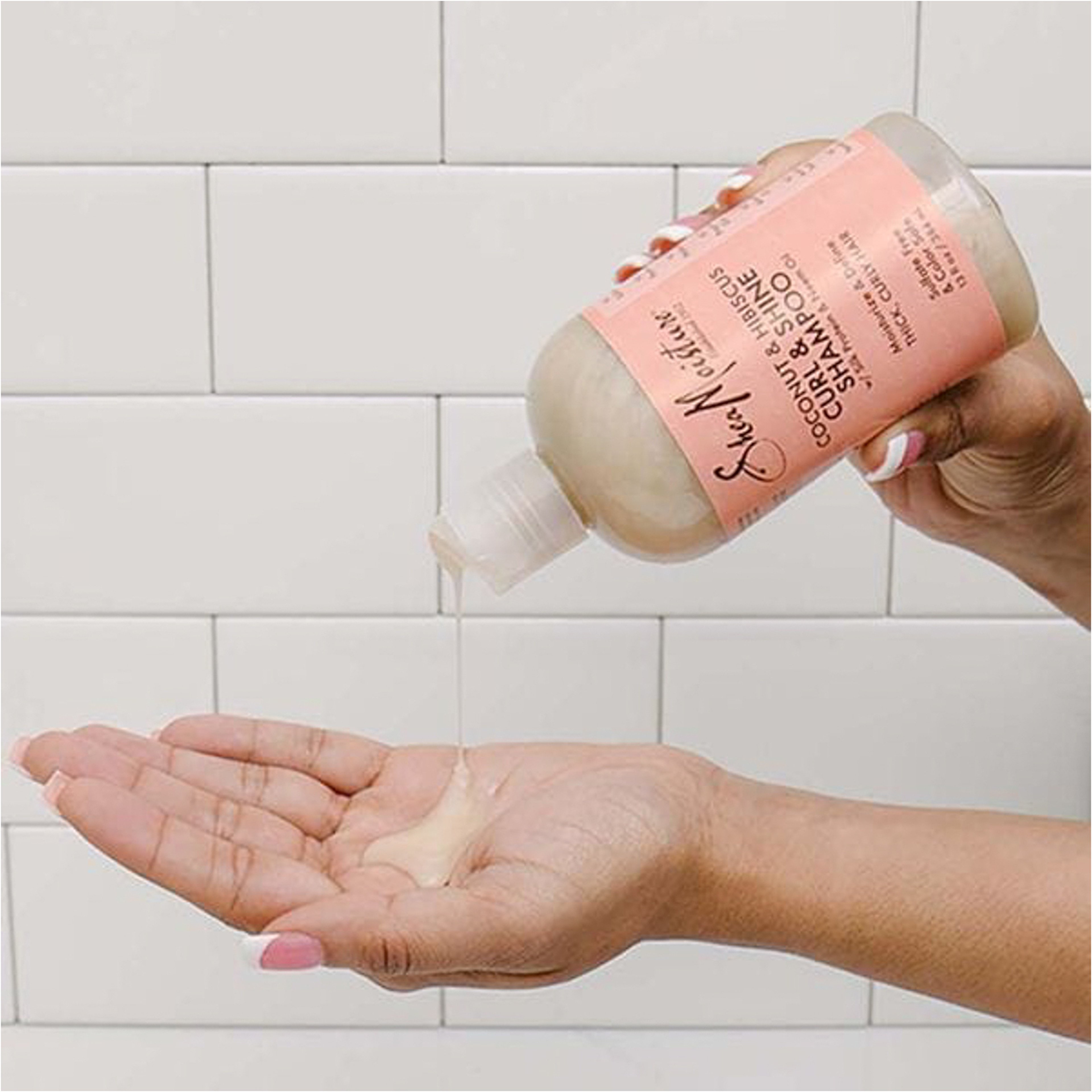 Shea Moisture Coconut & Hibiscus Curl & Shine Shampoo 384Ml