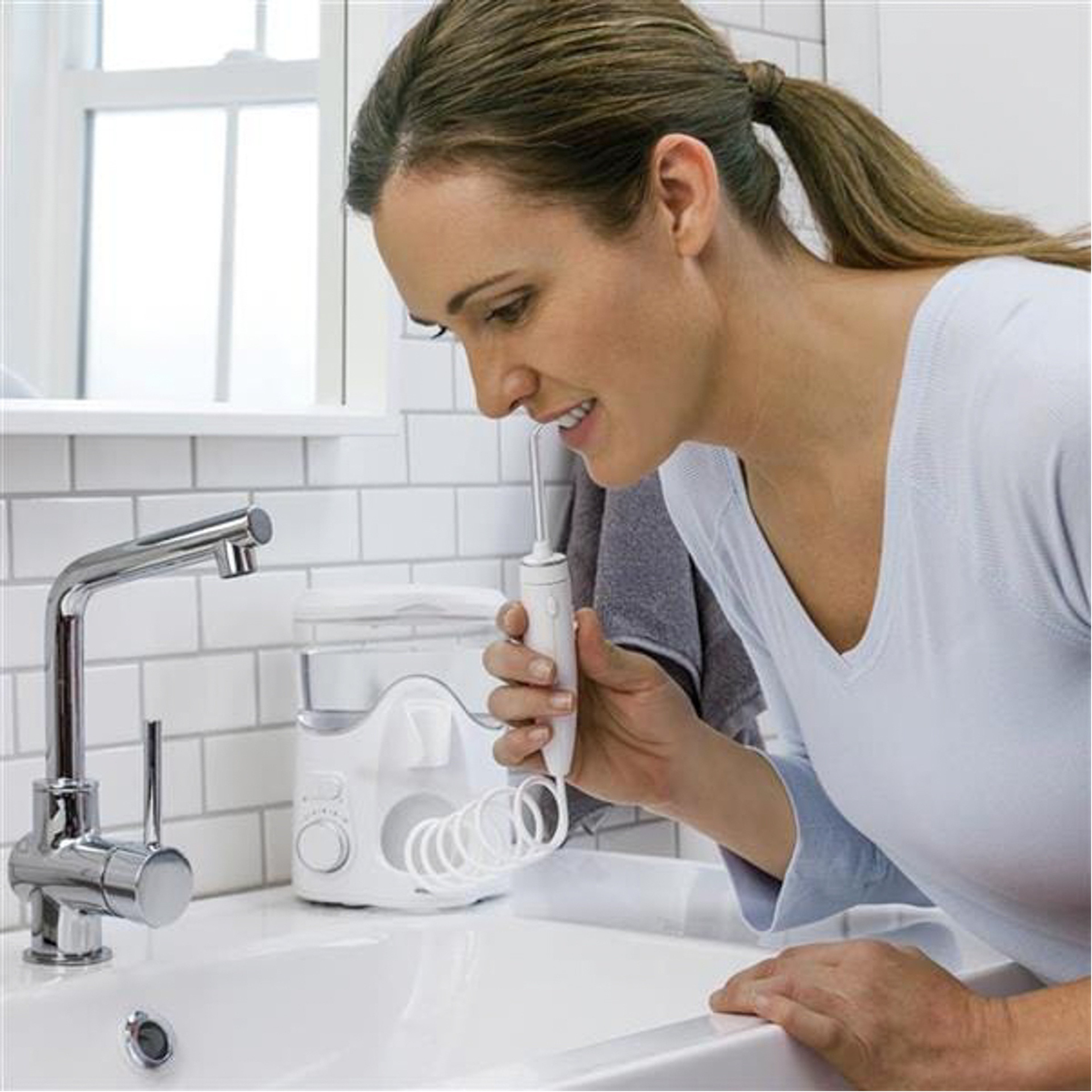 Waterpik Water Flosser Ultra Classic White