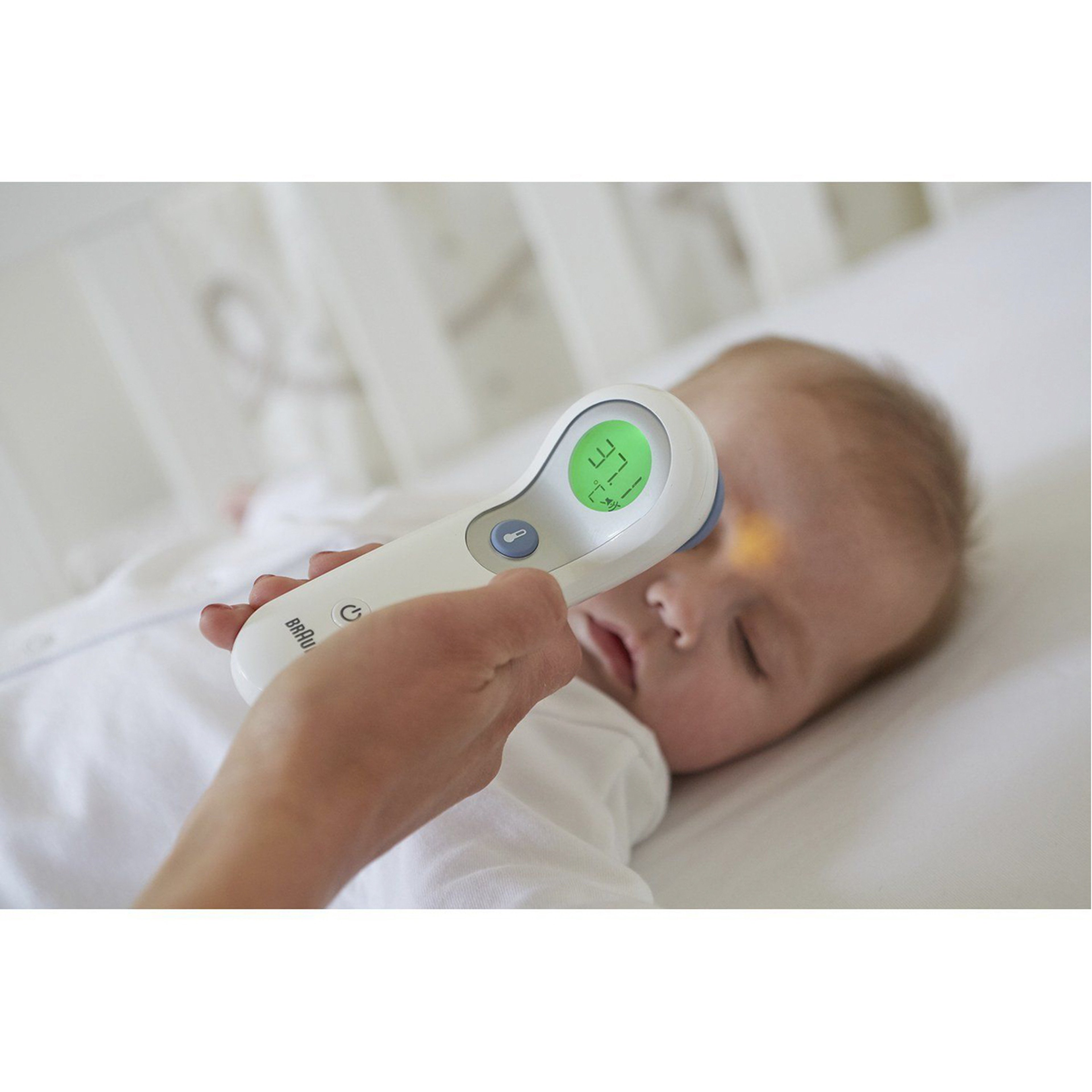 Braun No Touch + Forehead Thermometer, Ntf3000