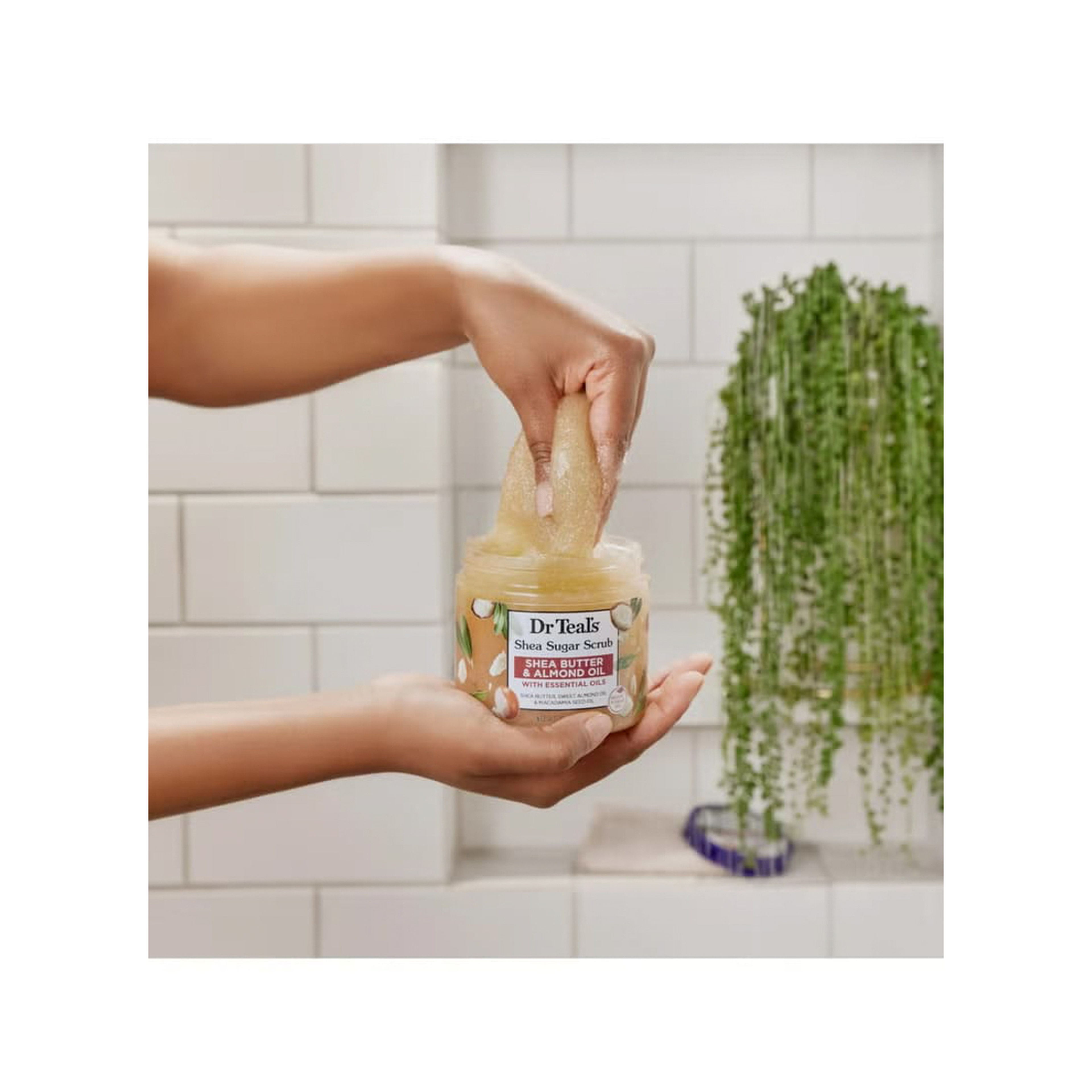 د تيلز مقشر جسم بزبدة شيا وزيت لوز 538مل