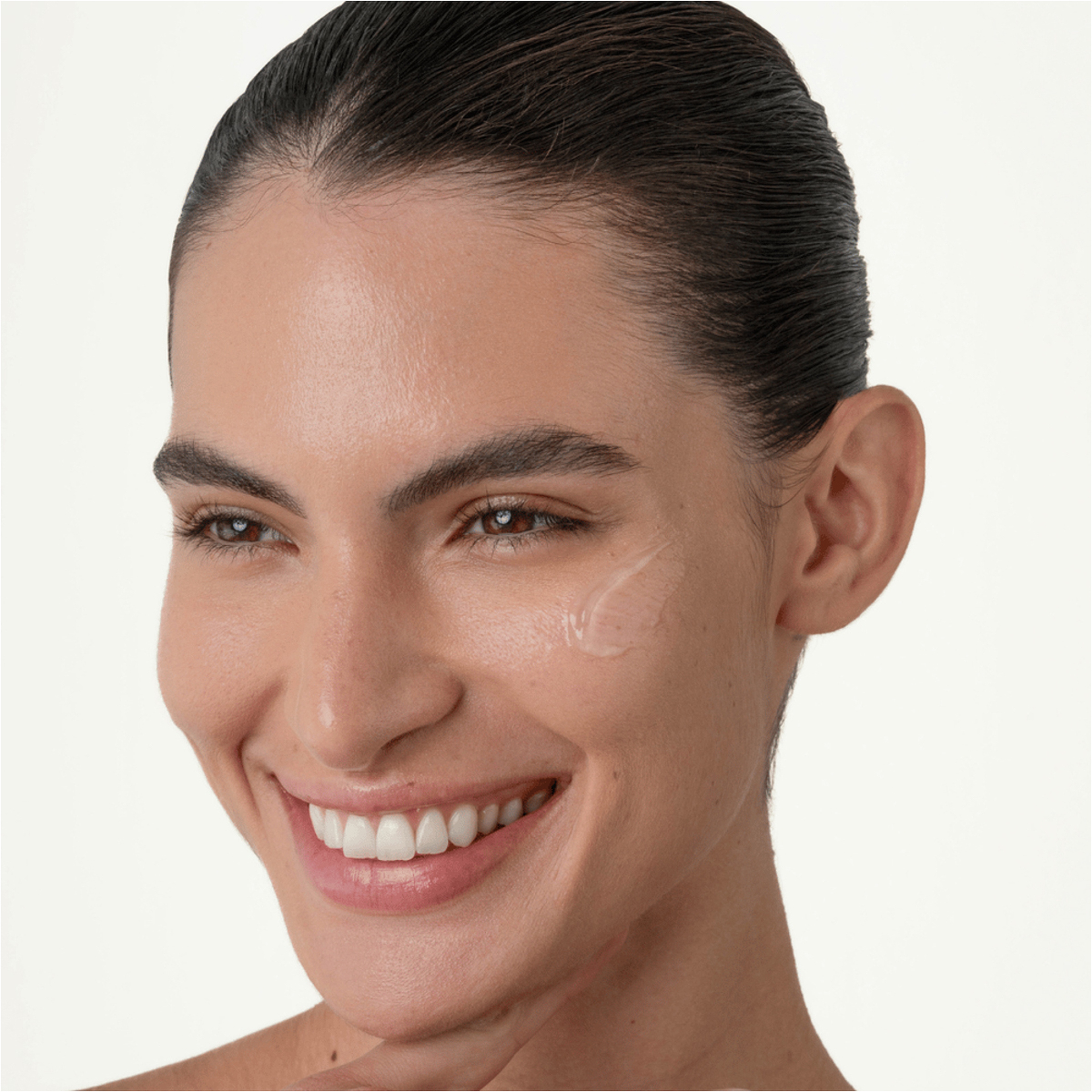 بلينك سيروم للوجه