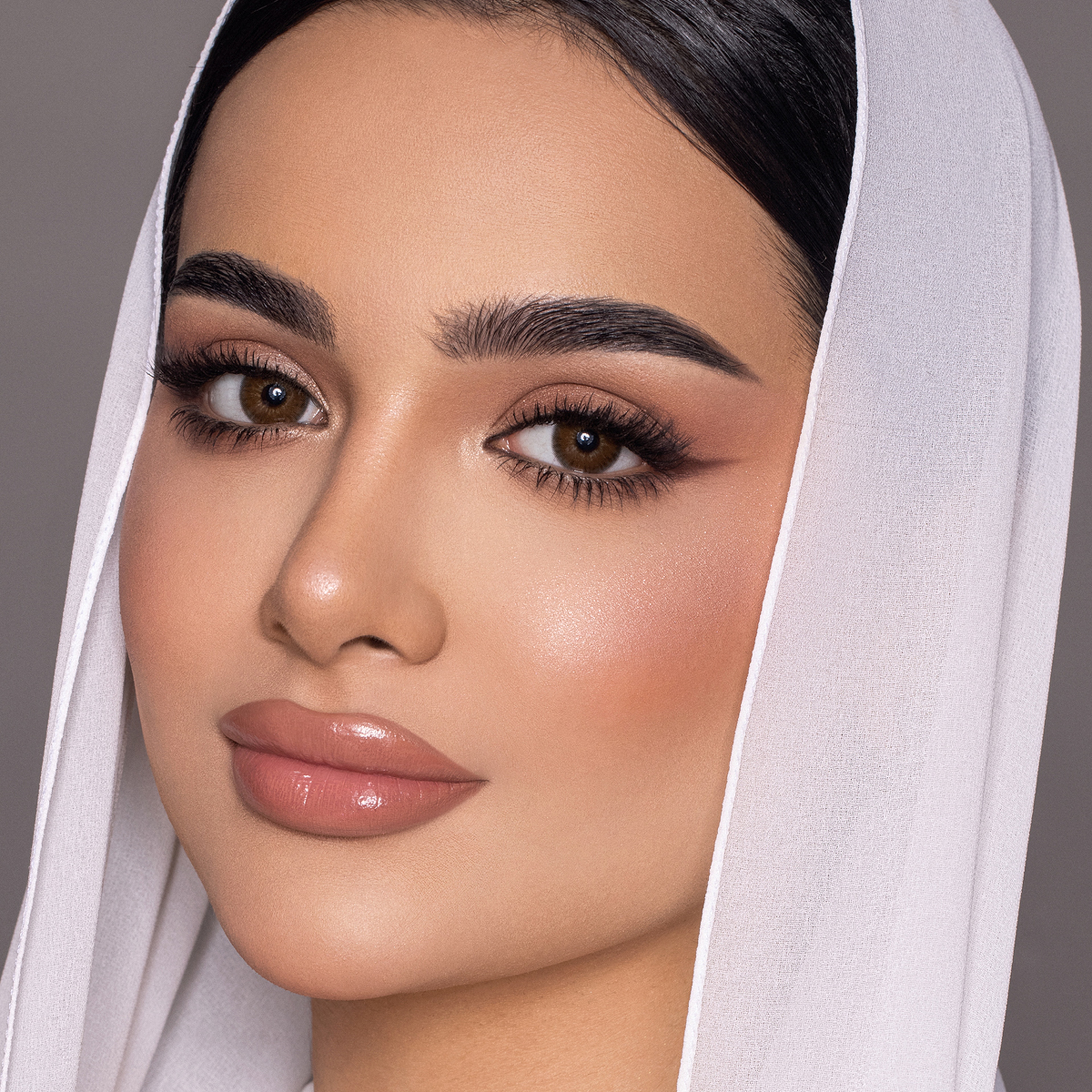 Anesthesia Monthly Contact Lens