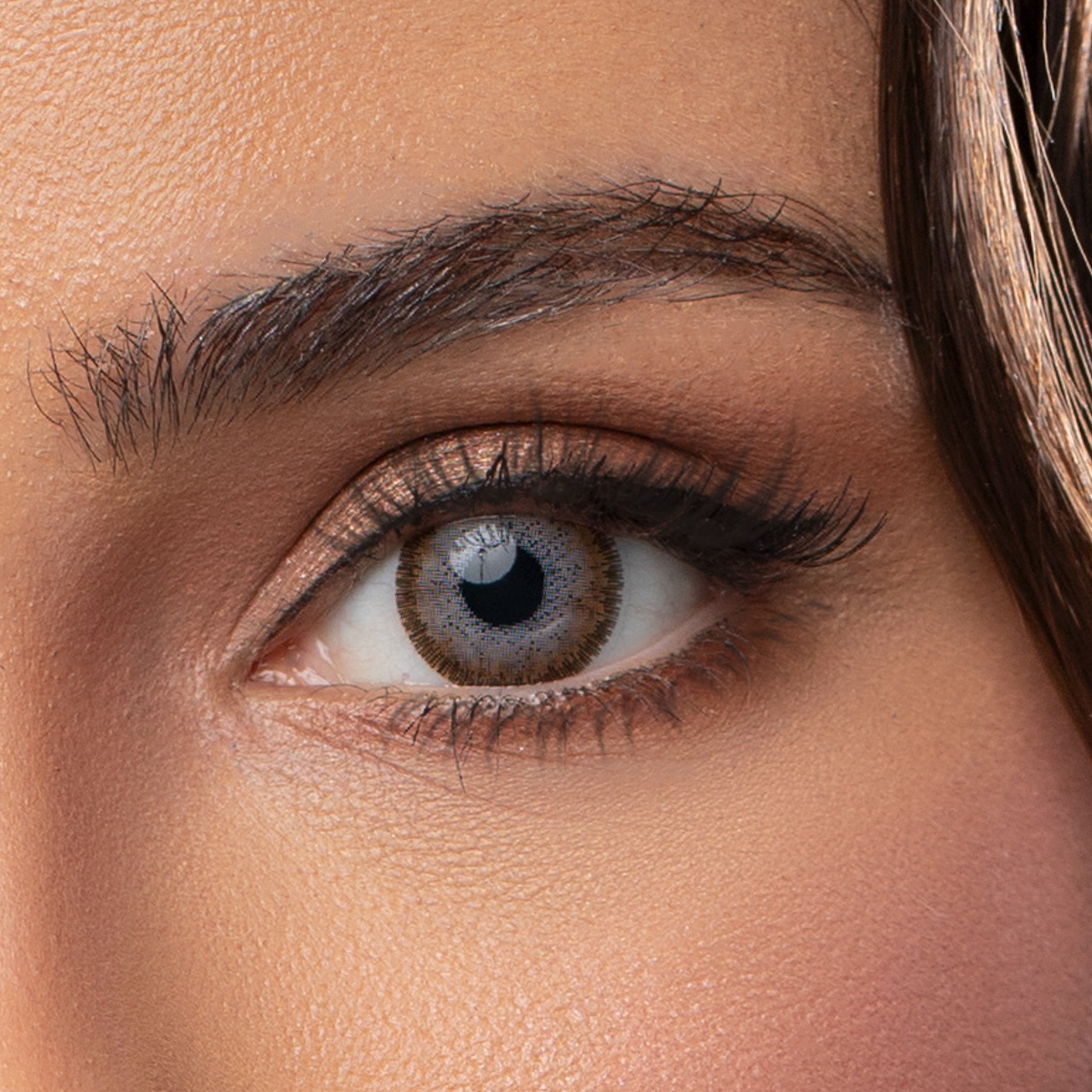 Anesthesia Daily Contact Lens