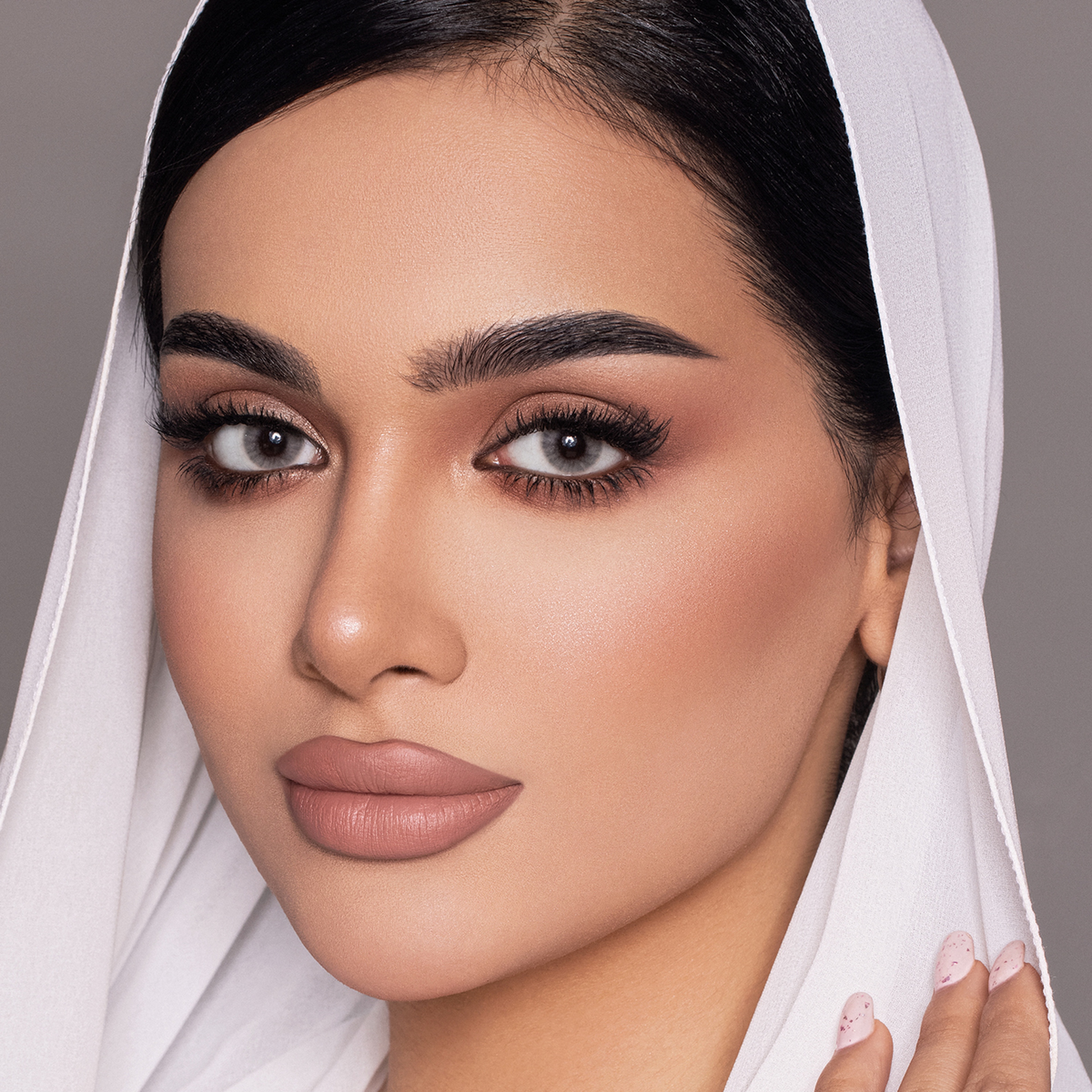 Anesthesia Monthly Contact Lens