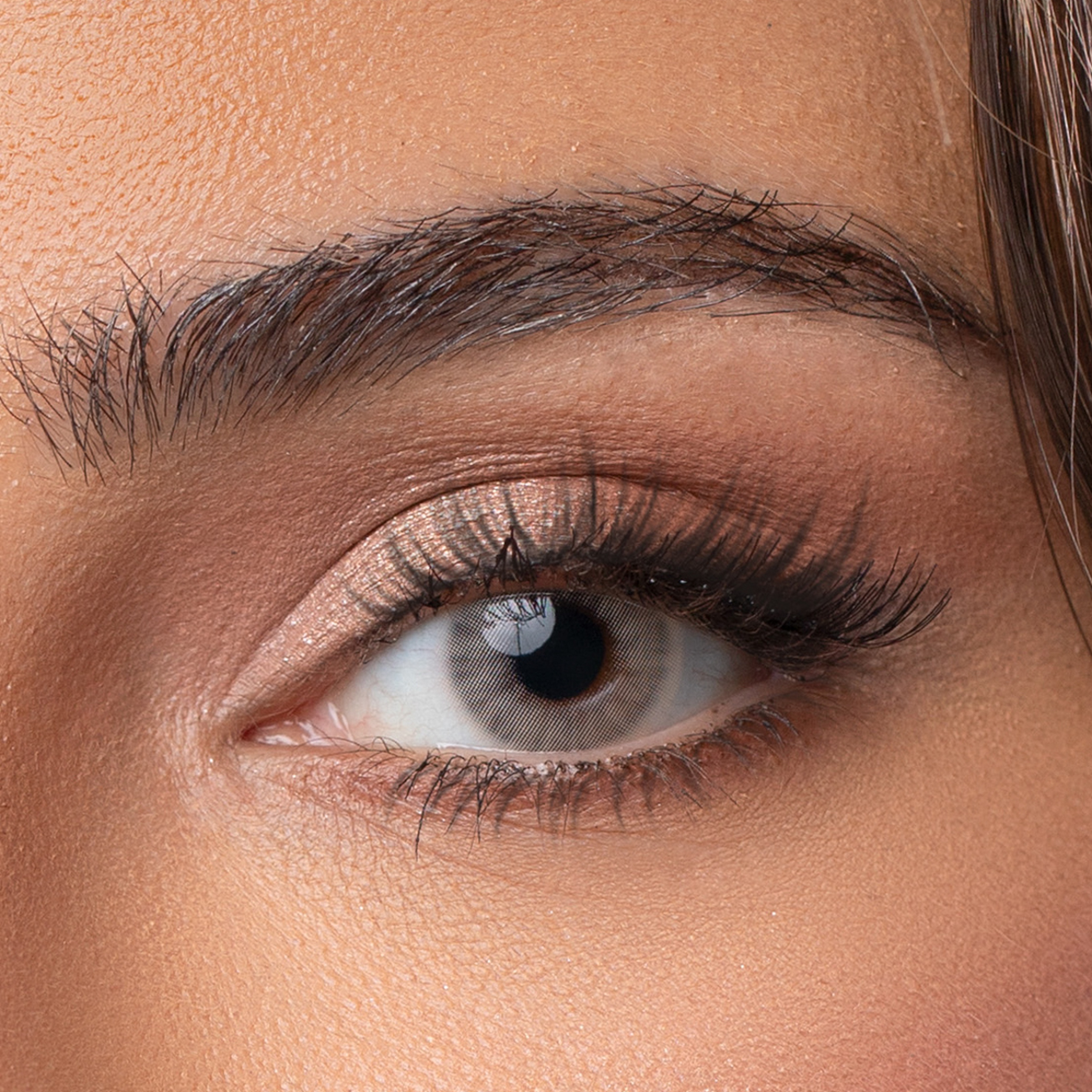 Anesthesia Monthly Contact Lens