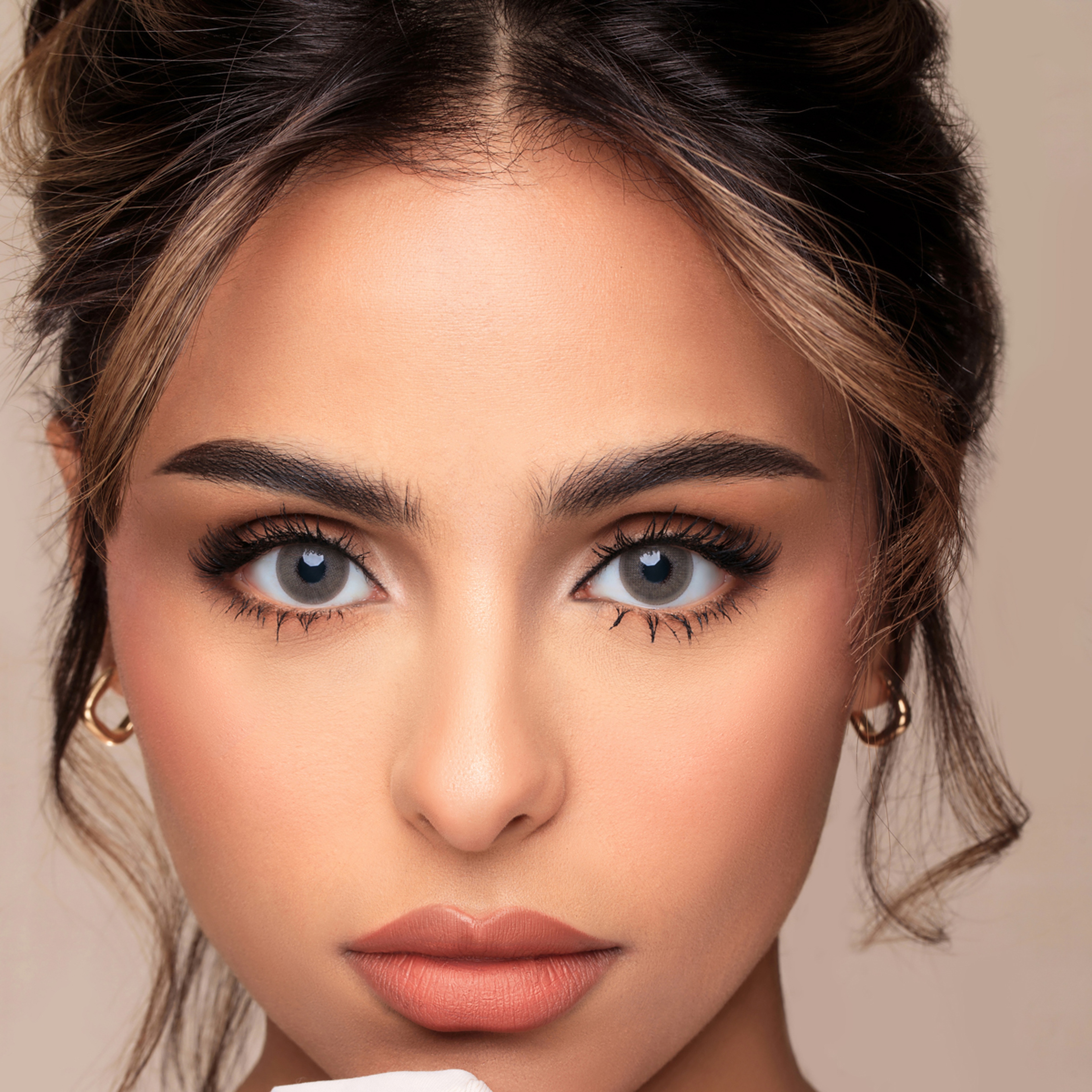 آفل عدسات لاصقة يومية تجميليه