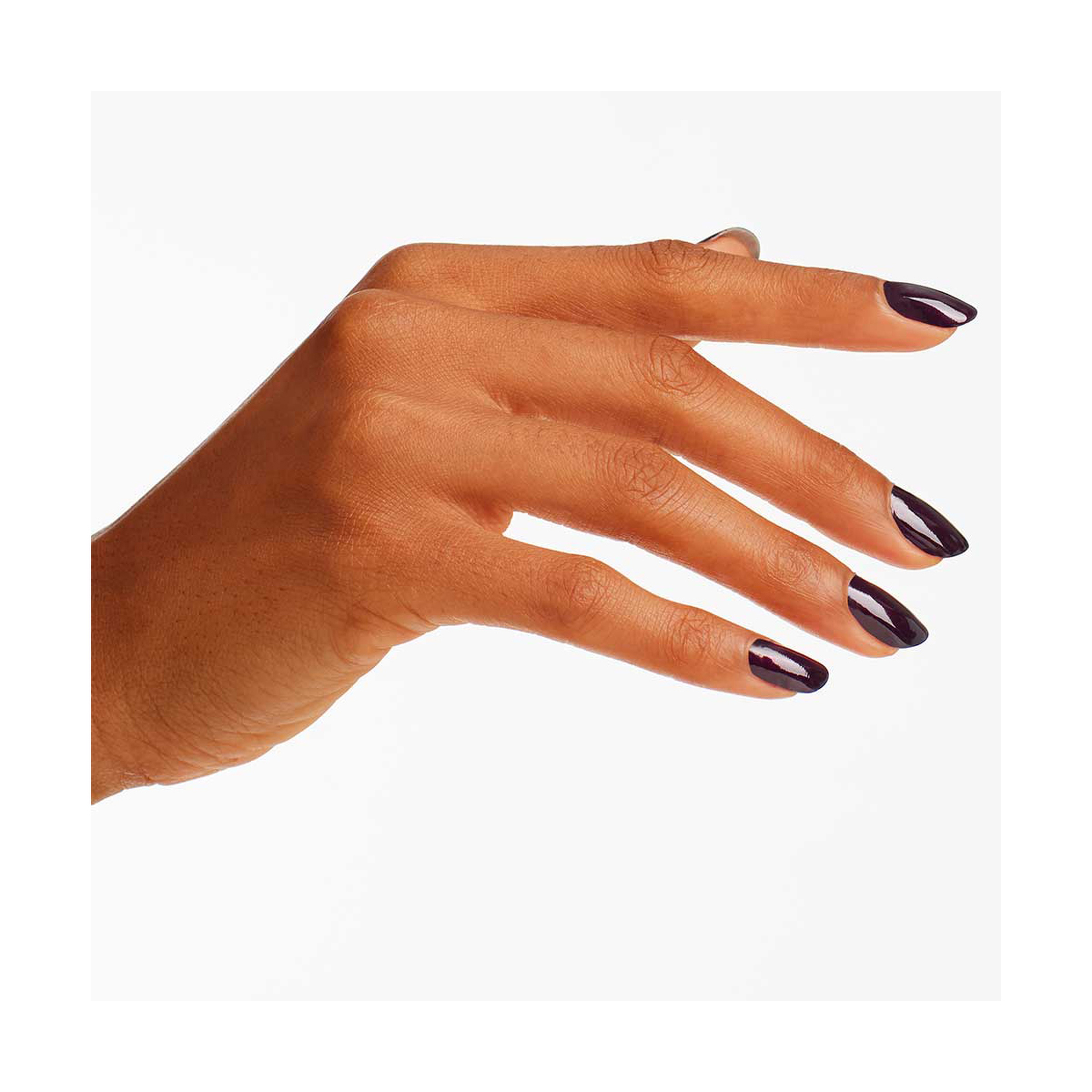 أو بي أي طلاء اظافر كلاسيك