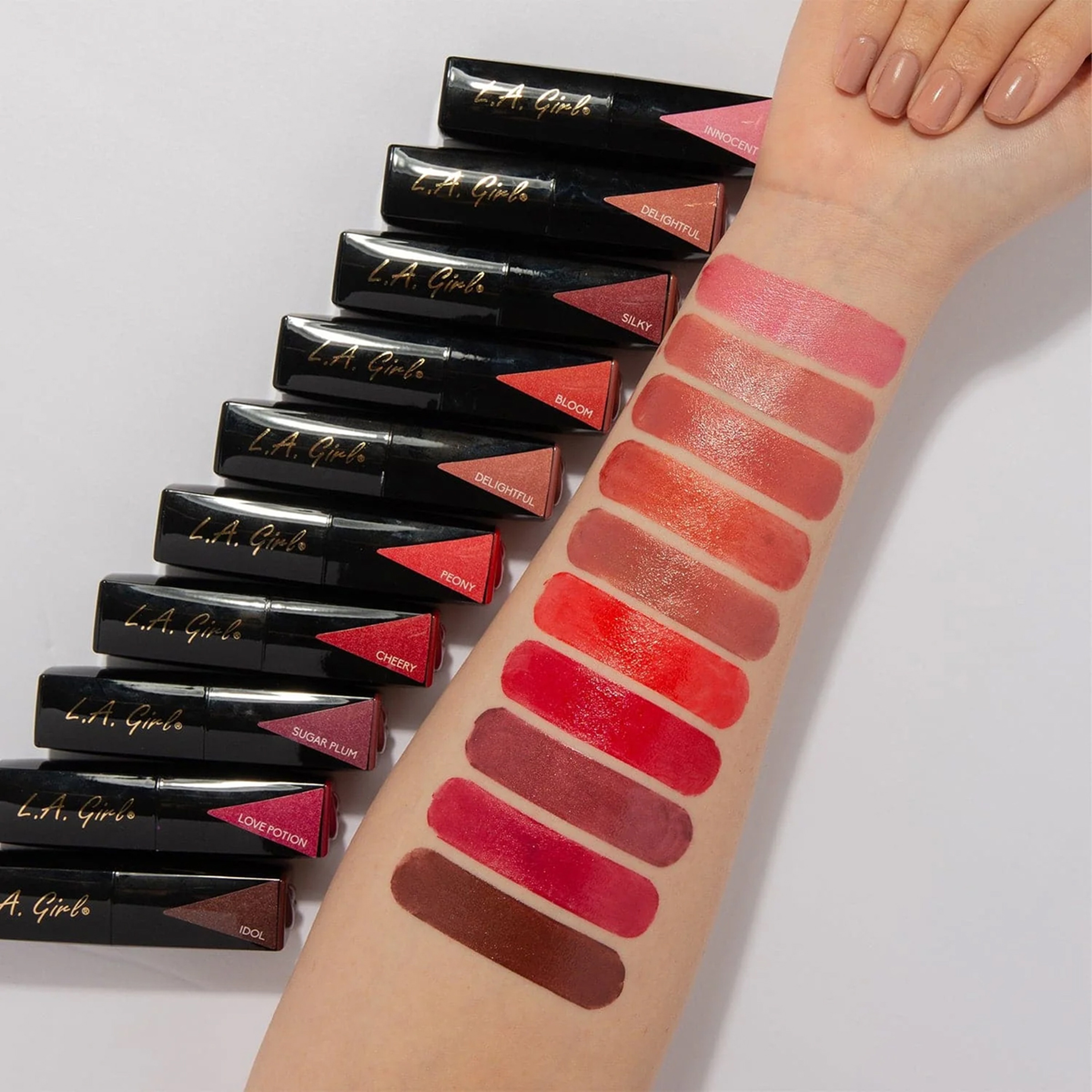 L.A Girl Lip Attraction Lipstick