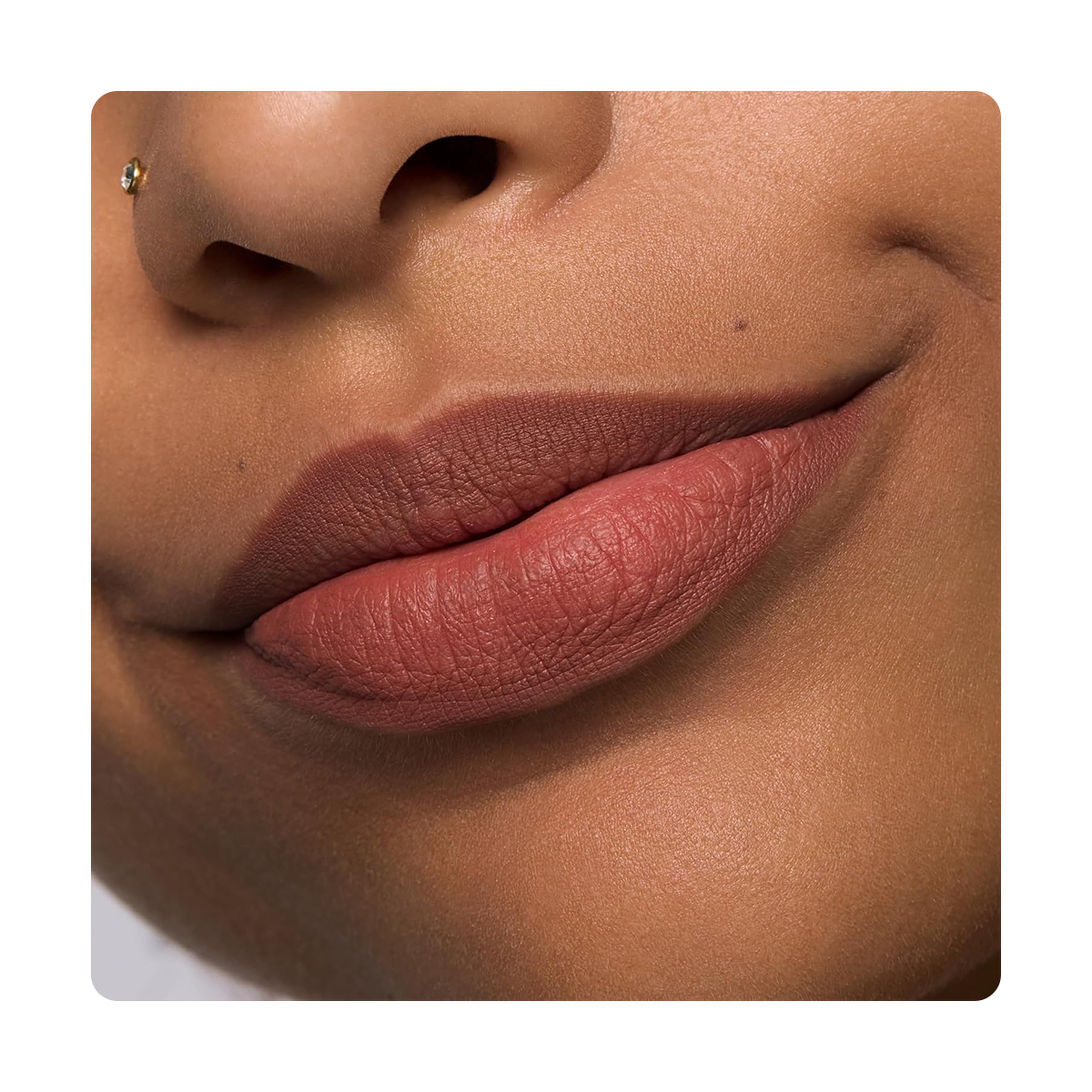 Essence 8H Matte Comfort Lipliner