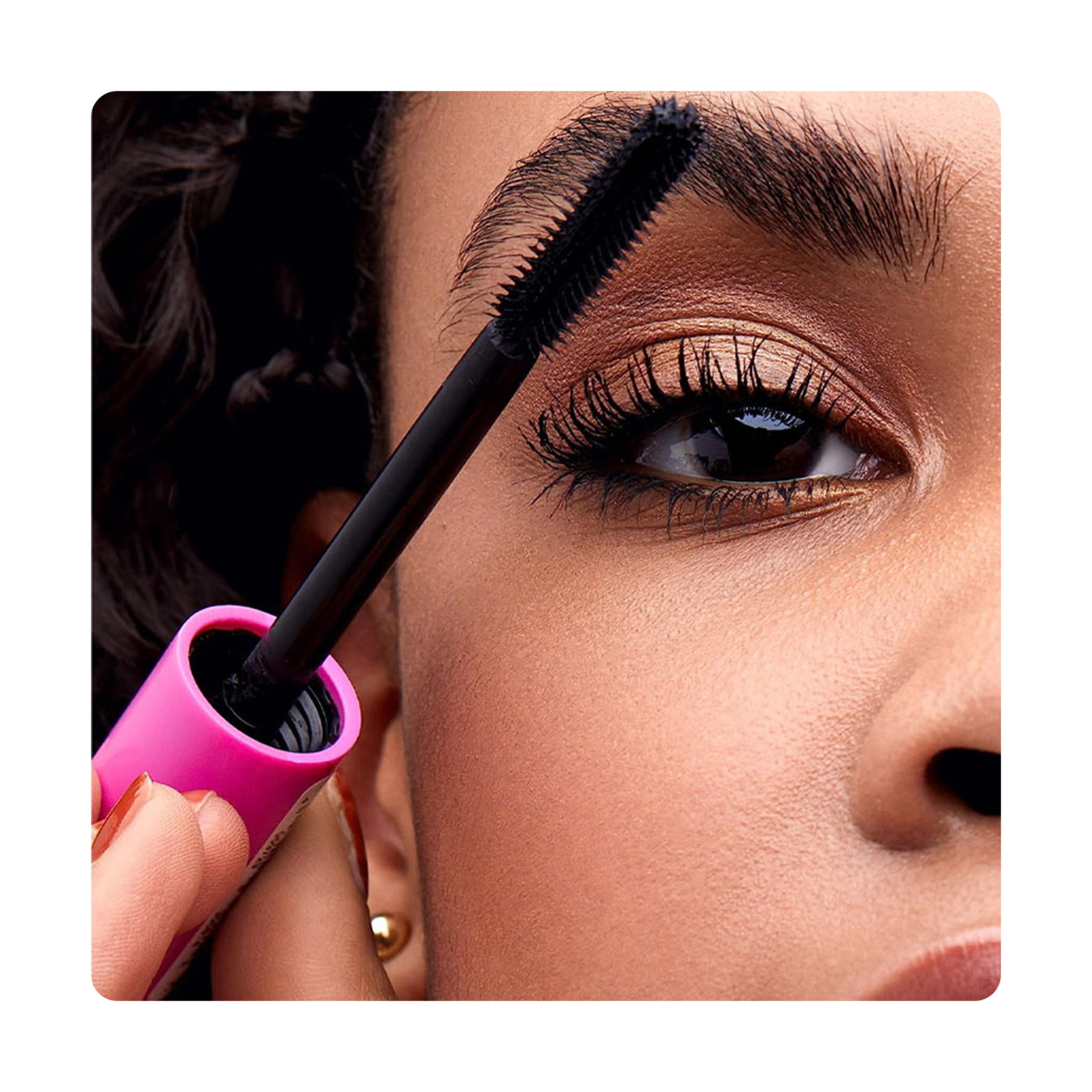 ايسينس آي لاف اكتسريم ماسكارا كريزي