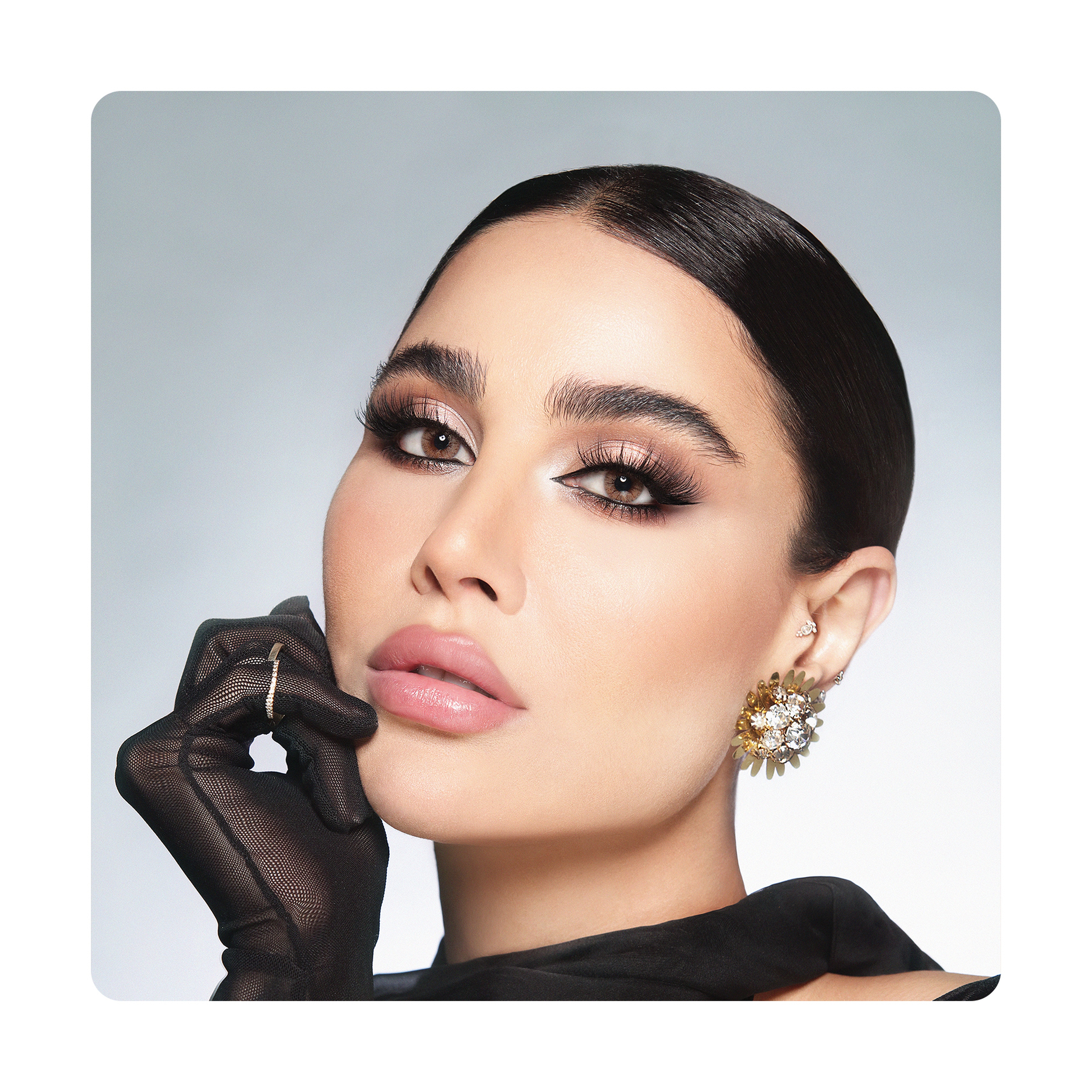 ديفا عدسات لاصقة تجميليه